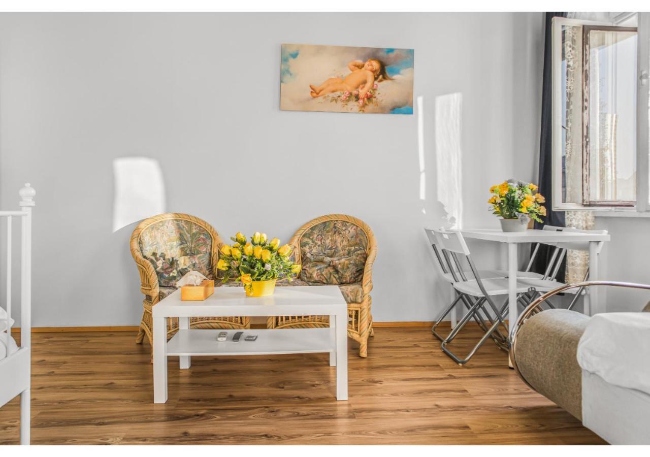 Welcoming 2Br Apt. Near Danube & Millenium Tower Вена Экстерьер фото